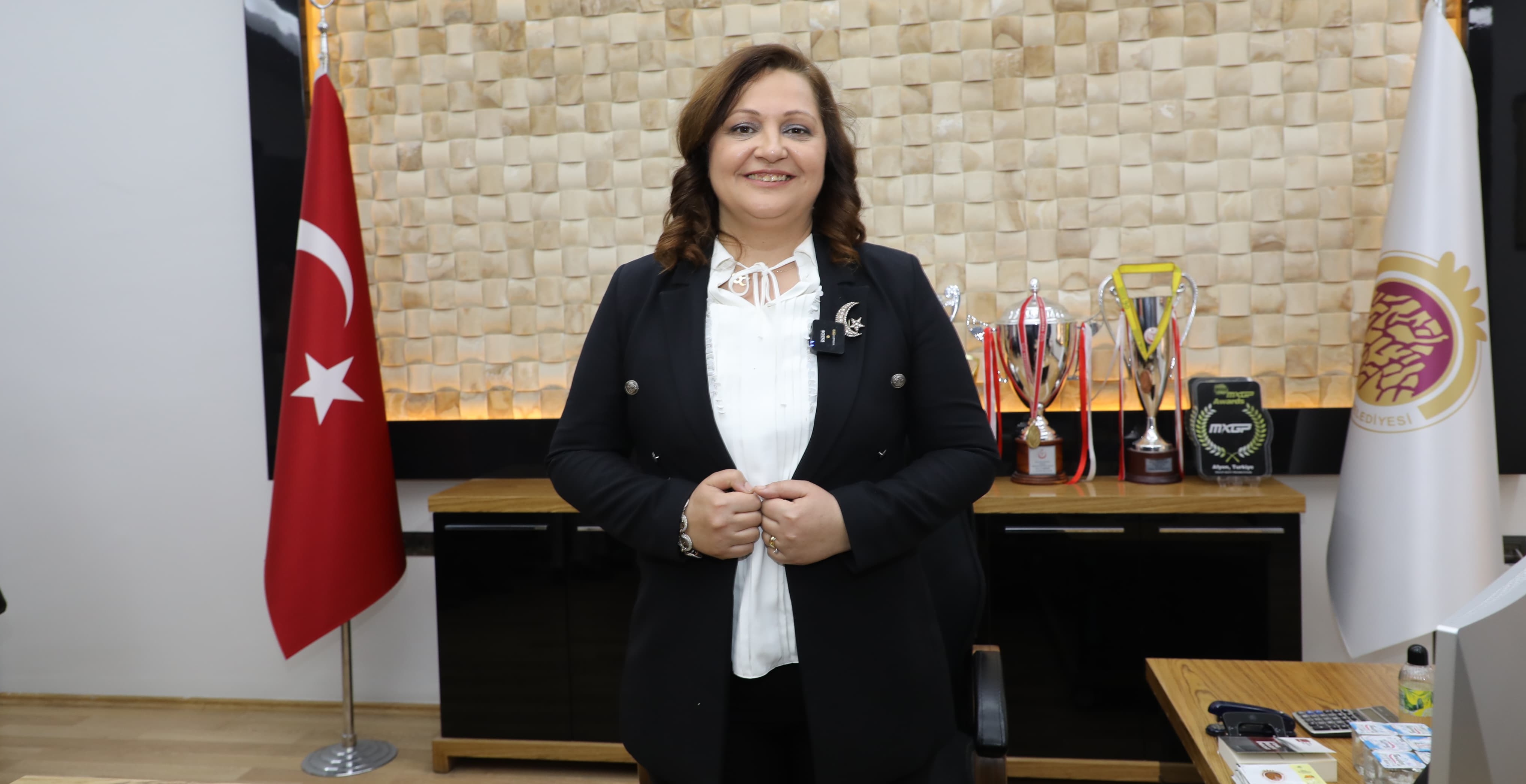 burcu-köksal-kimdir-nerlei-yaşı-biyografisi-arguntc.jpg