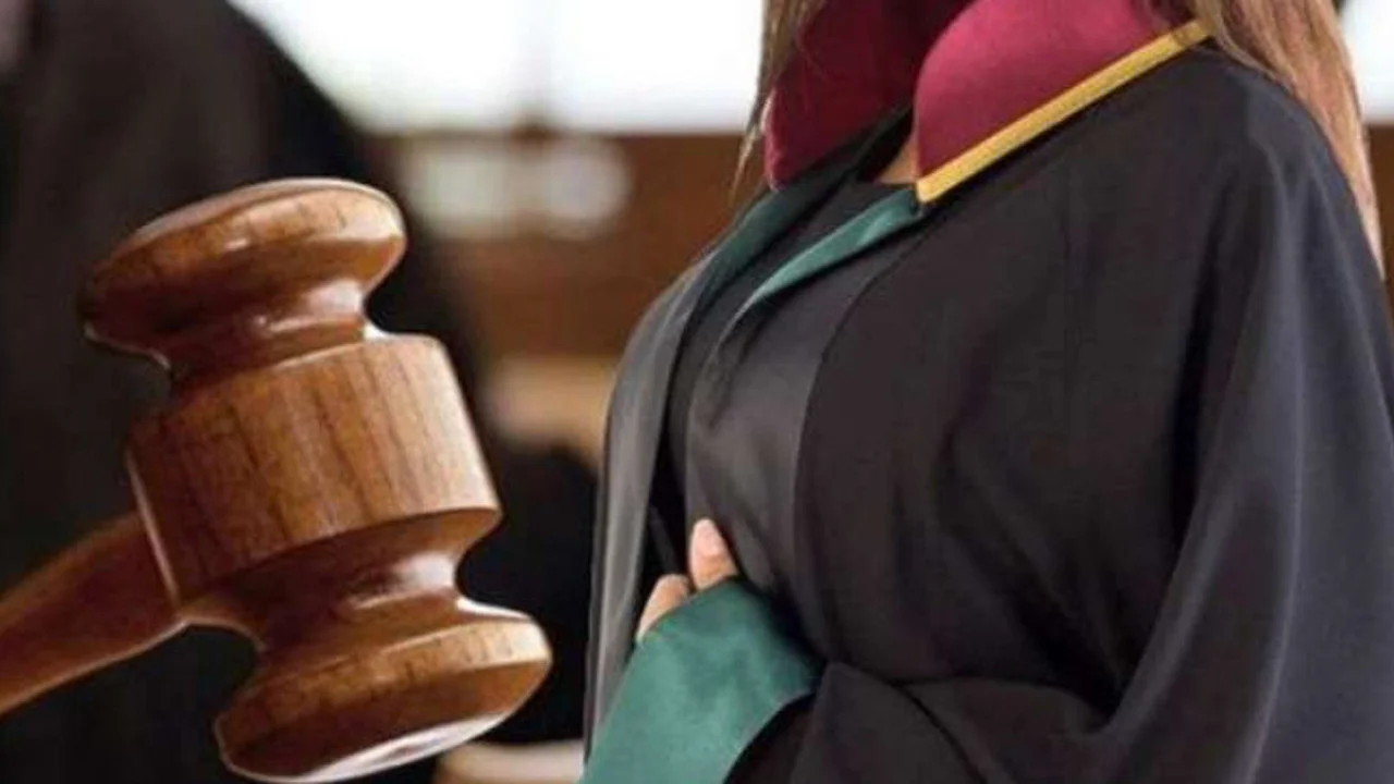 Rüyada Avukat Görmek.webp